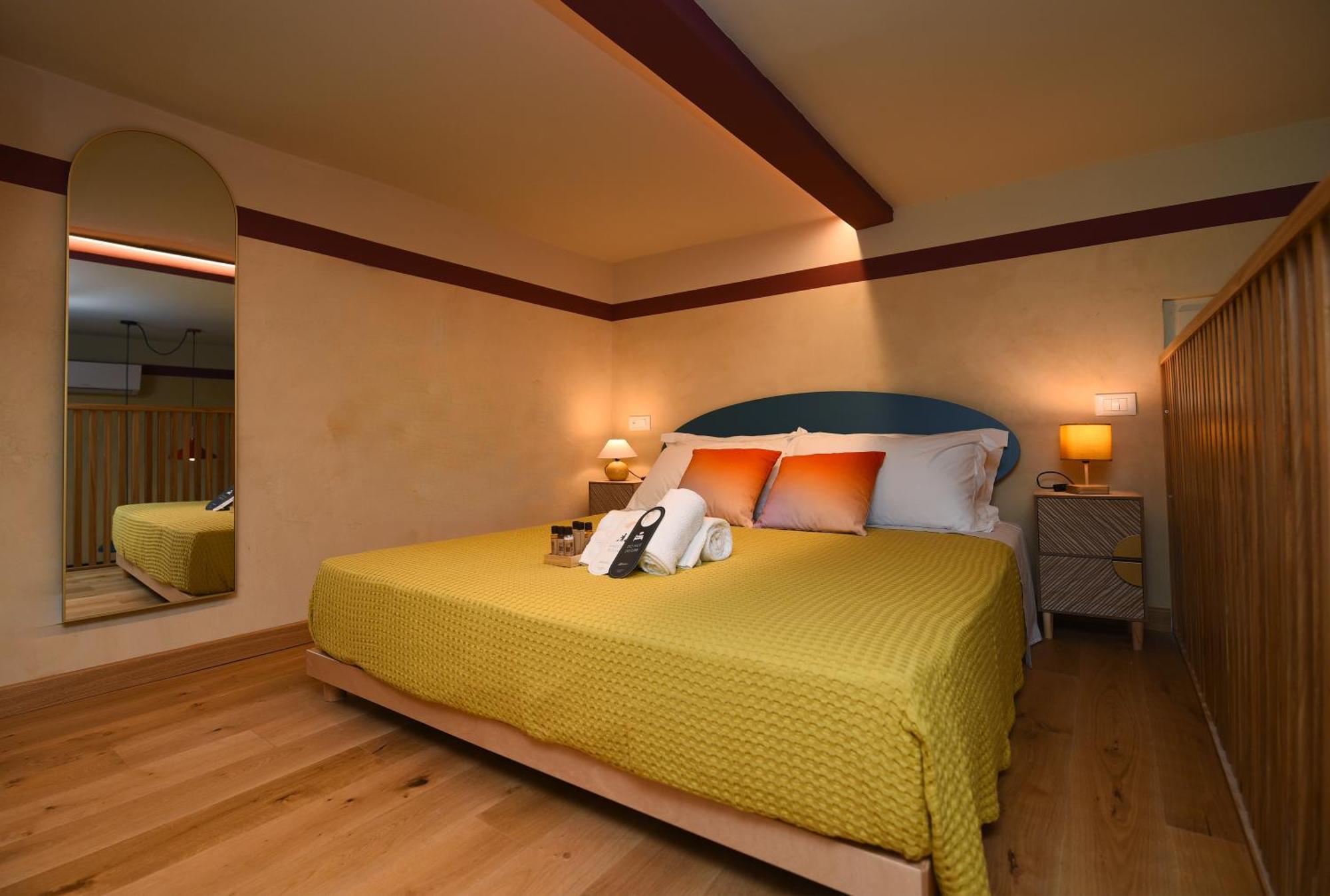 Le Stanze Sopra I Portici Apartment เคียวารี ภายนอก รูปภาพ